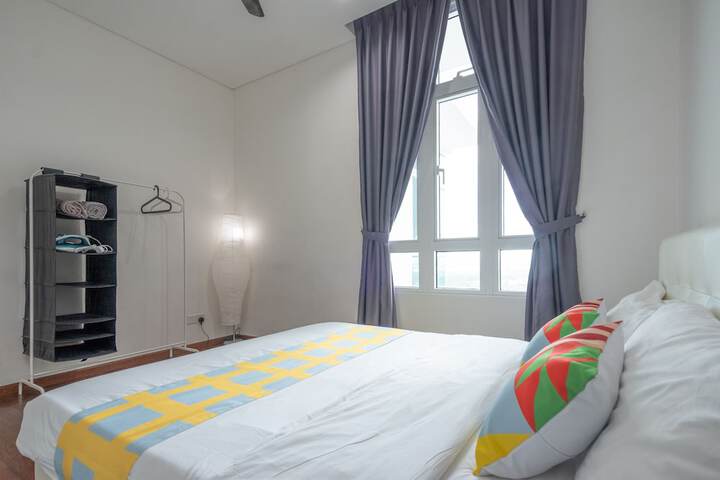 Room 7 of 41