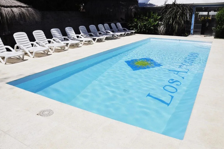 Pool 9 of 13