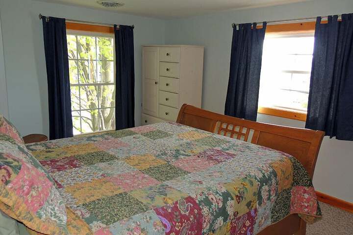 Room 44 of 338