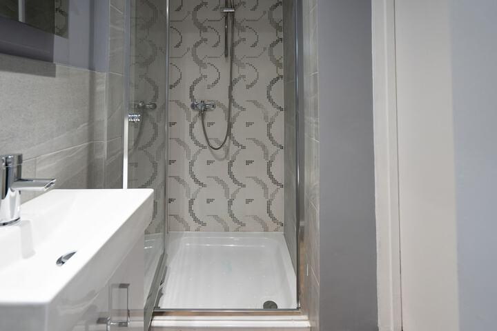 Clean Restrooms