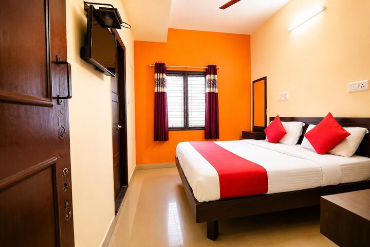 Room 9 of 21