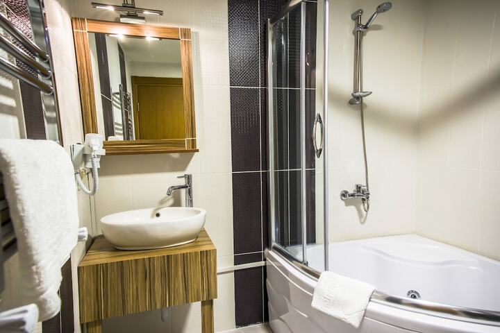 Clean Restrooms