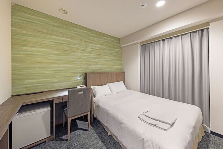 Room 37 of 127