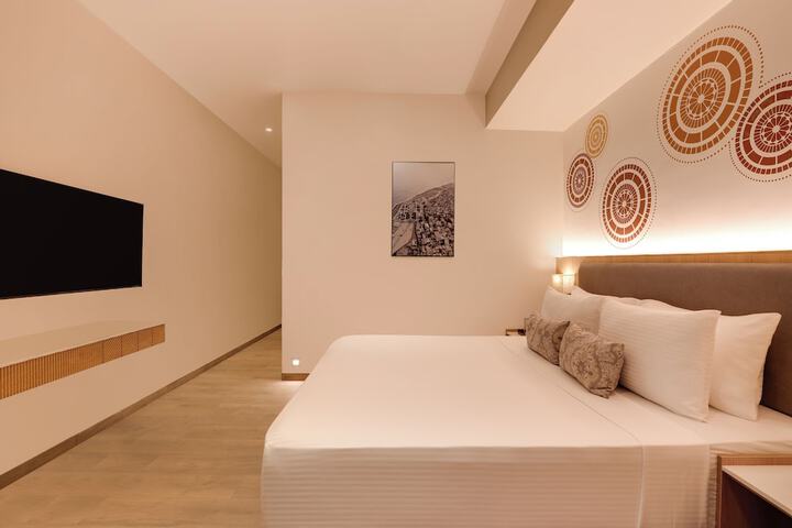 Room 27 of 68