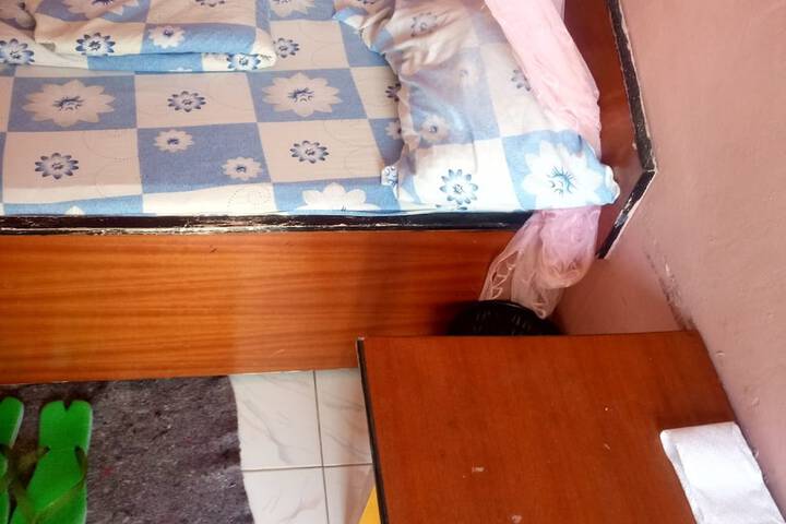 Room 2 of 9