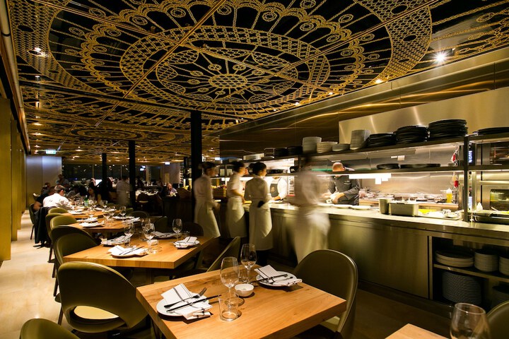 Dining 40 of 57