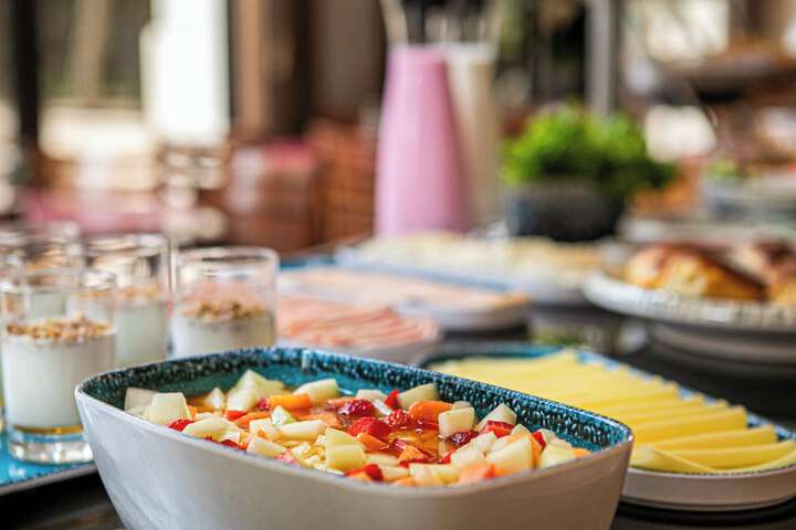 Breakfast/Coffee Service 107 of 128