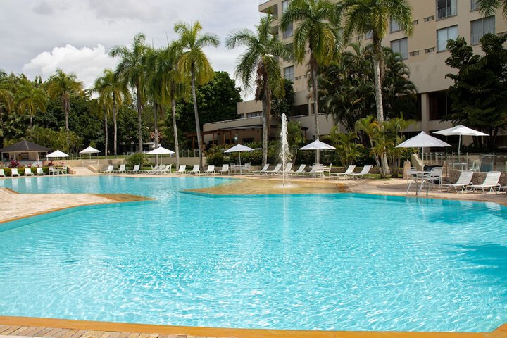 Hotel Pool