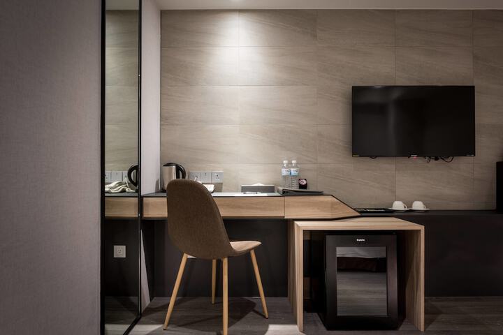 Room 20 of 44