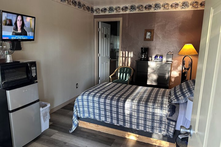 Room 63 of 166