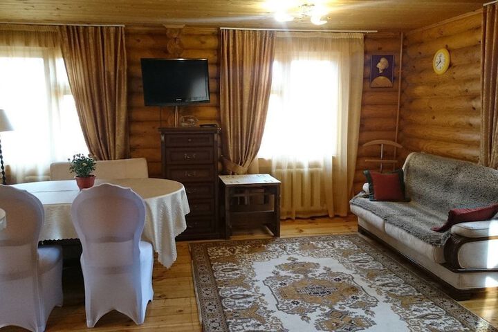 Room 9 of 24
