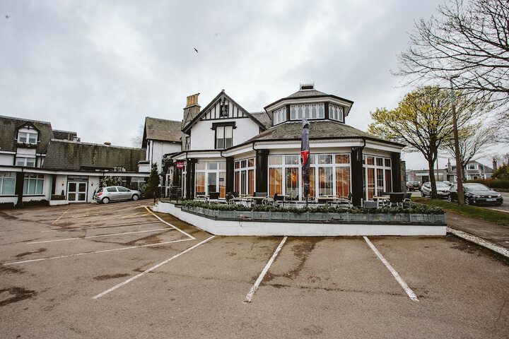 Hotel 76 of 76
