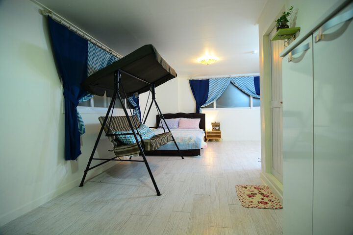 Room 9 of 264