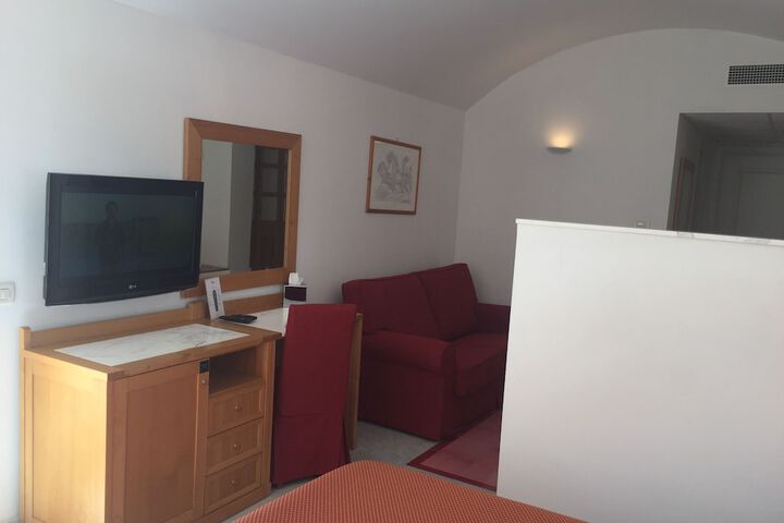 Room 14 of 55