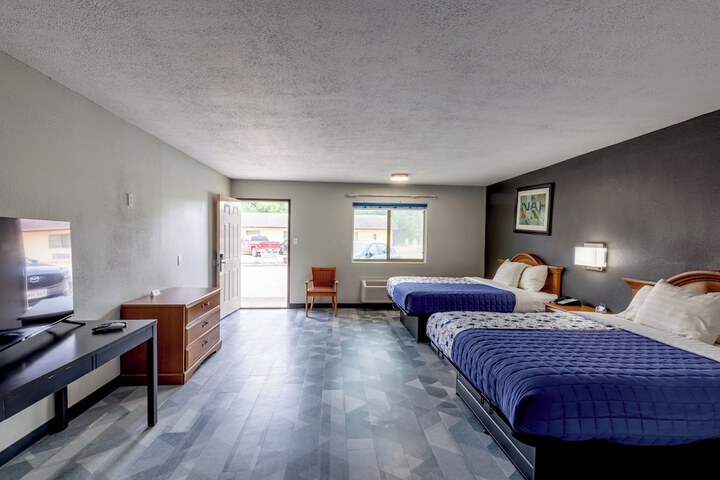 Room 6 of 21