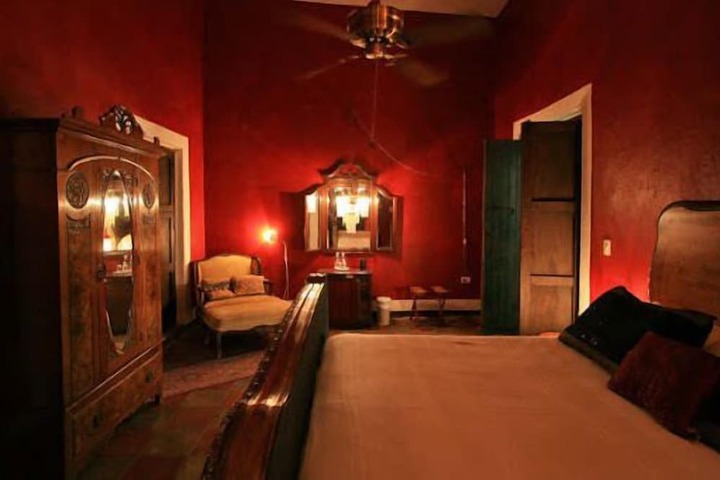 Room 23 of 54