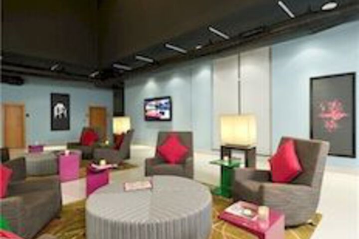 Hotel Interior 22 of 40