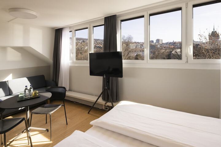 Room 21 of 81