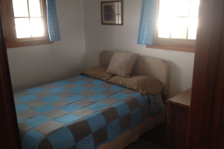 Room 44 of 199