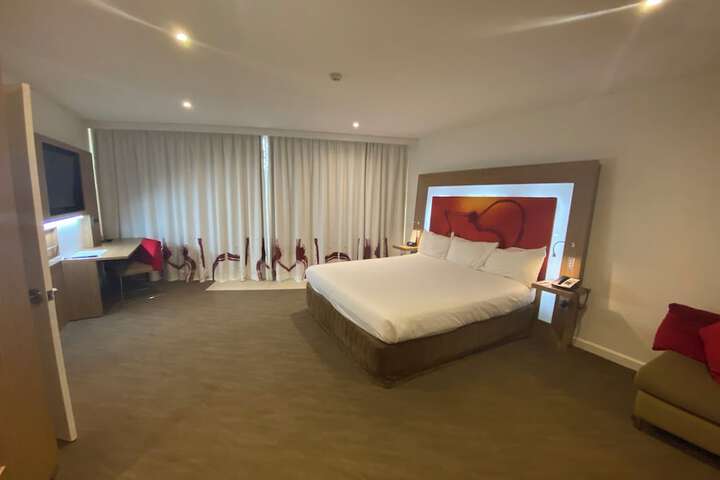 Room 18 of 50