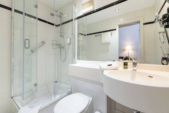Bathroom Interior Photo