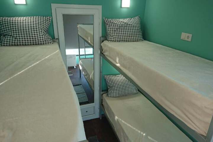 Room 5 of 28