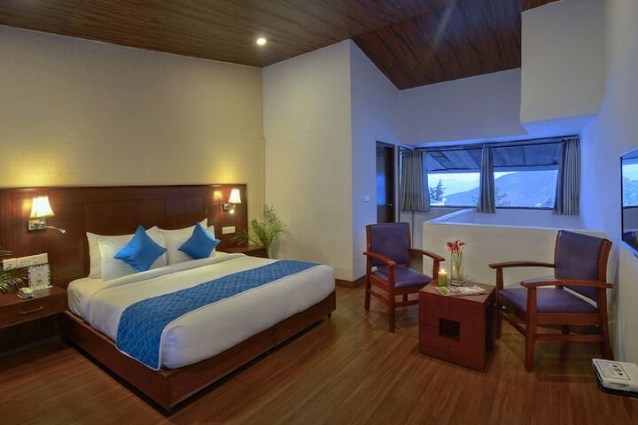 Room 5 of 44