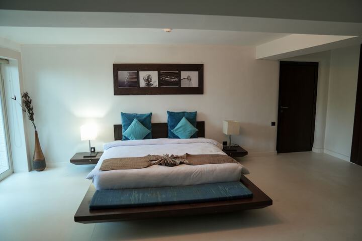 Room 32 of 108
