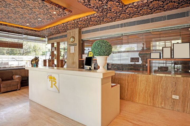 Hotel Interior 7 of 38