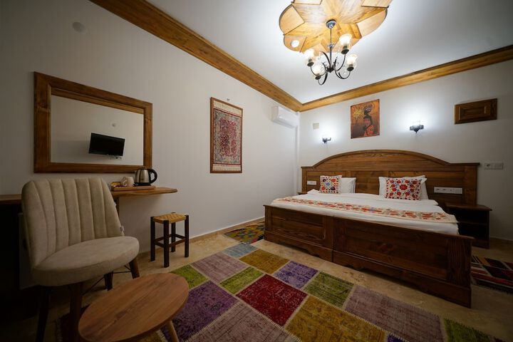 Room 11 of 51
