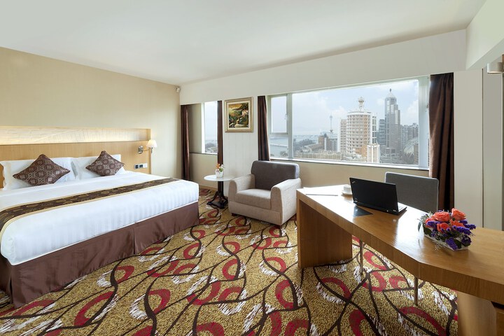 Room 20 of 80