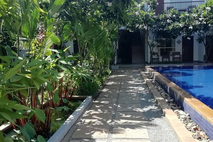 Hotel 7 of 39