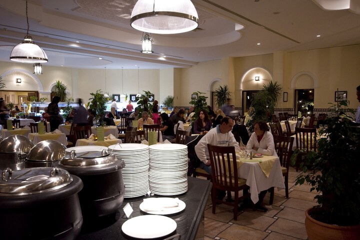 Dining 71 of 120