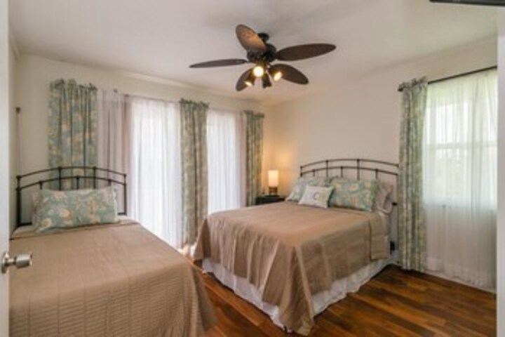 Room 16 of 23