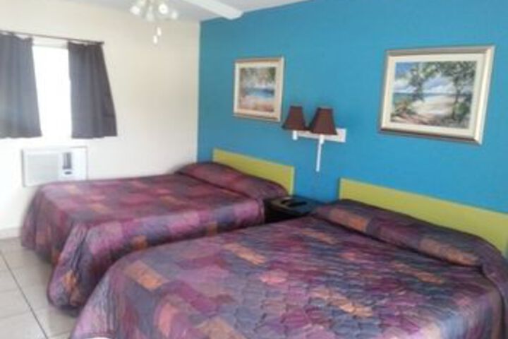 Room 4 of 38