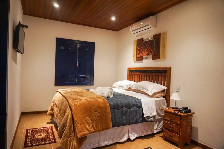 Room 28 of 81