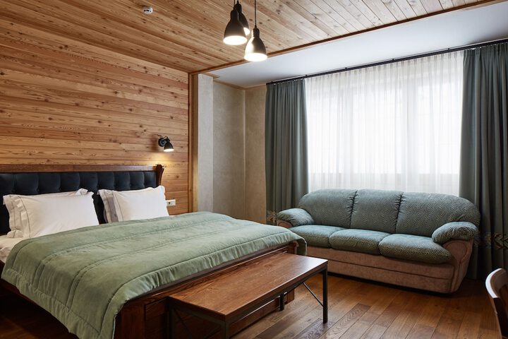 Room 15 of 89