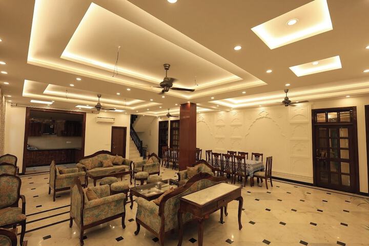 Hotel Interior 4 of 49