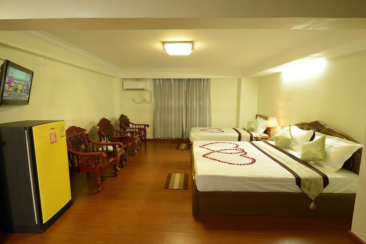 Room 6 of 34