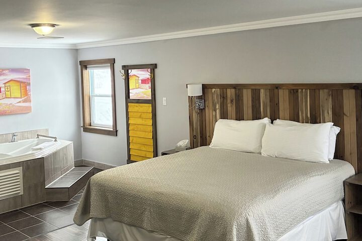 Room 2 of 35