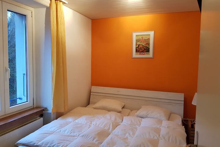 Room 10 of 41