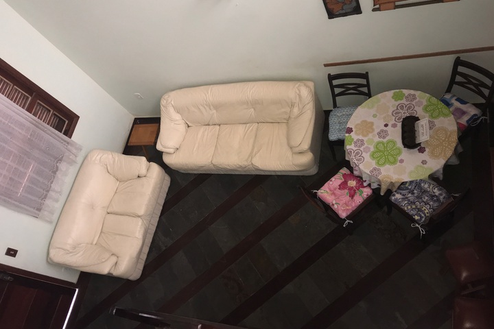 Room 7 of 27