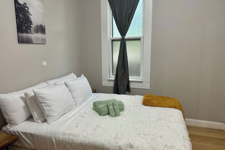 Room 54 of 59