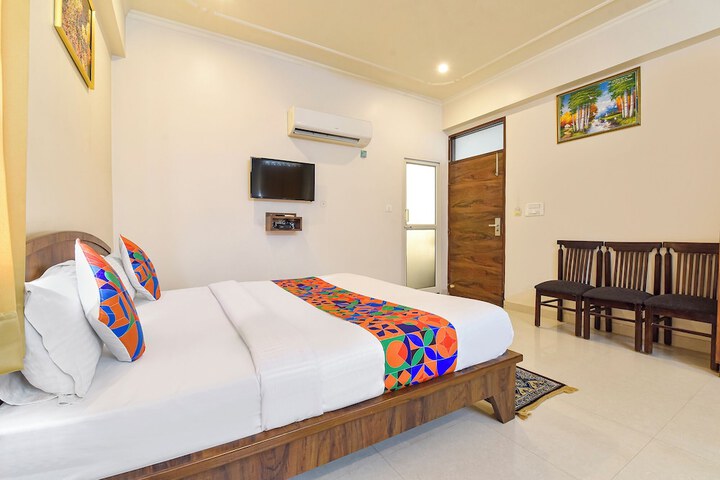 Room 20 of 44