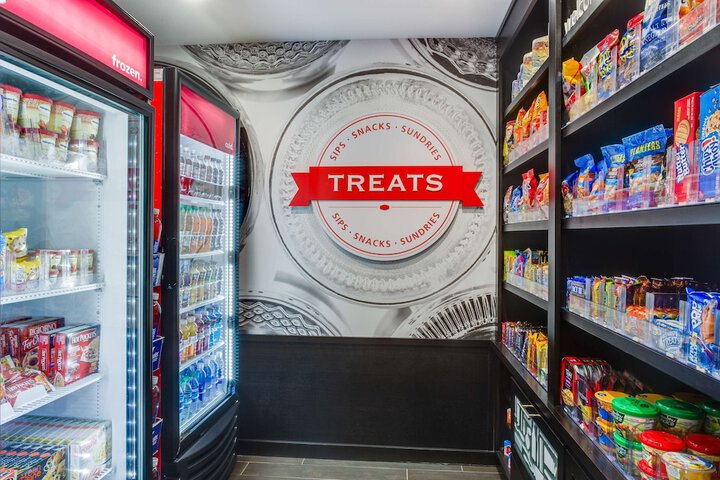 Snack bar