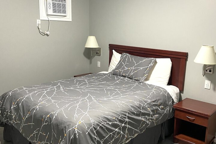 Room 6 of 118