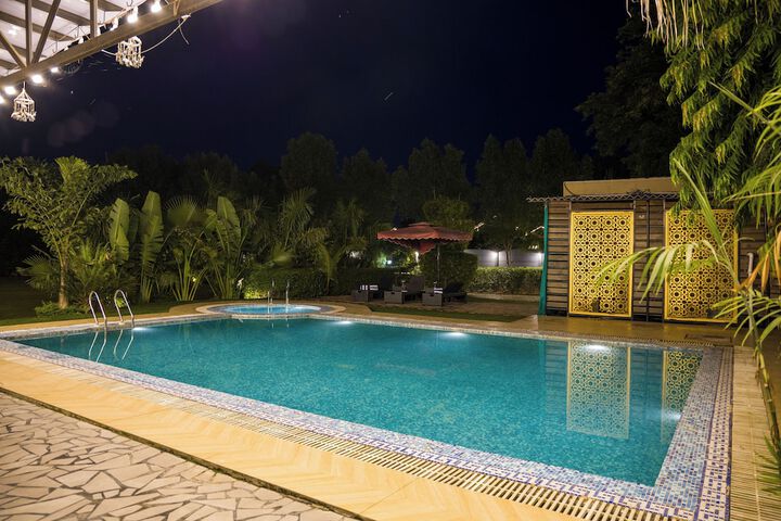 Pool 69 of 106