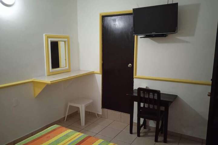 Room 3 of 13