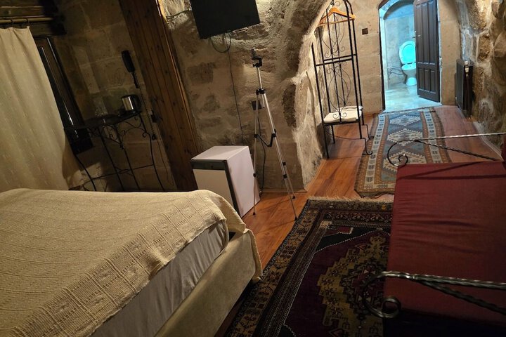 Room 212 of 578