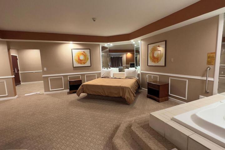 Room 29 of 284